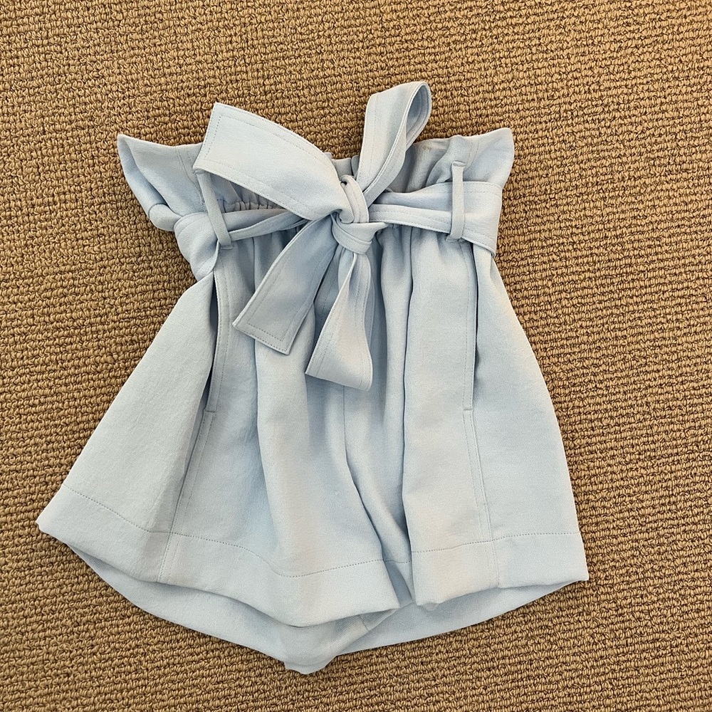 Aritzia shorts size 2